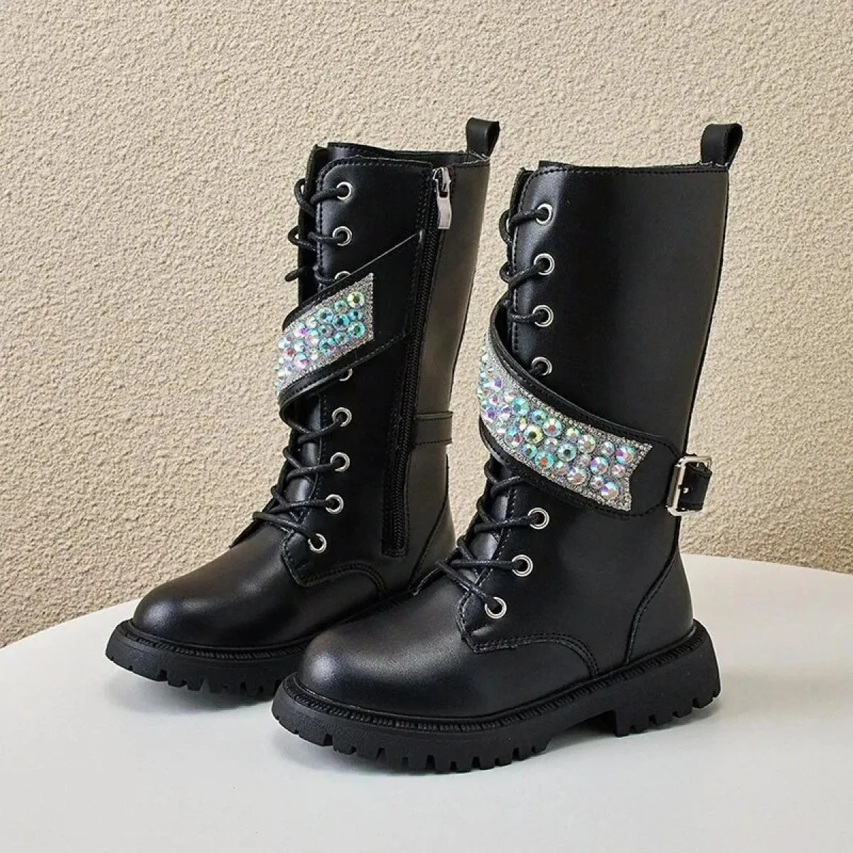 Stivali alti per bambini Nuovo 2024 stivale lungo semplice tinta unita per bambini stivale a metà polpaccio con strass moda per